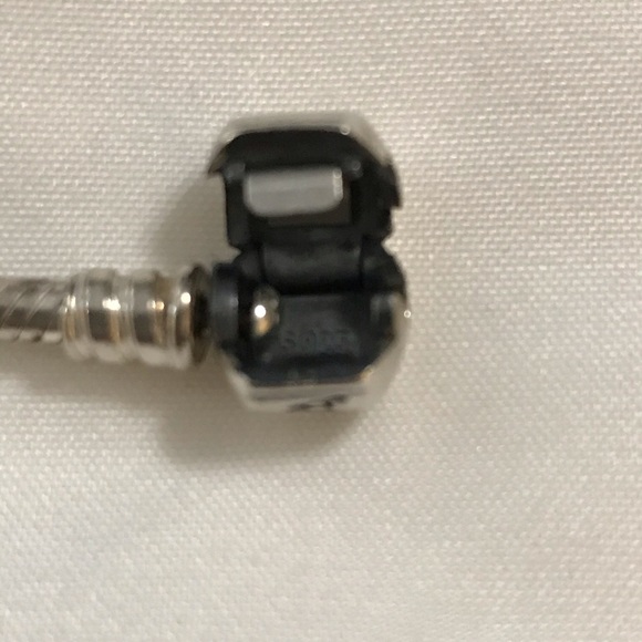 Pandora 7” bracelet - Picture 3 of 4